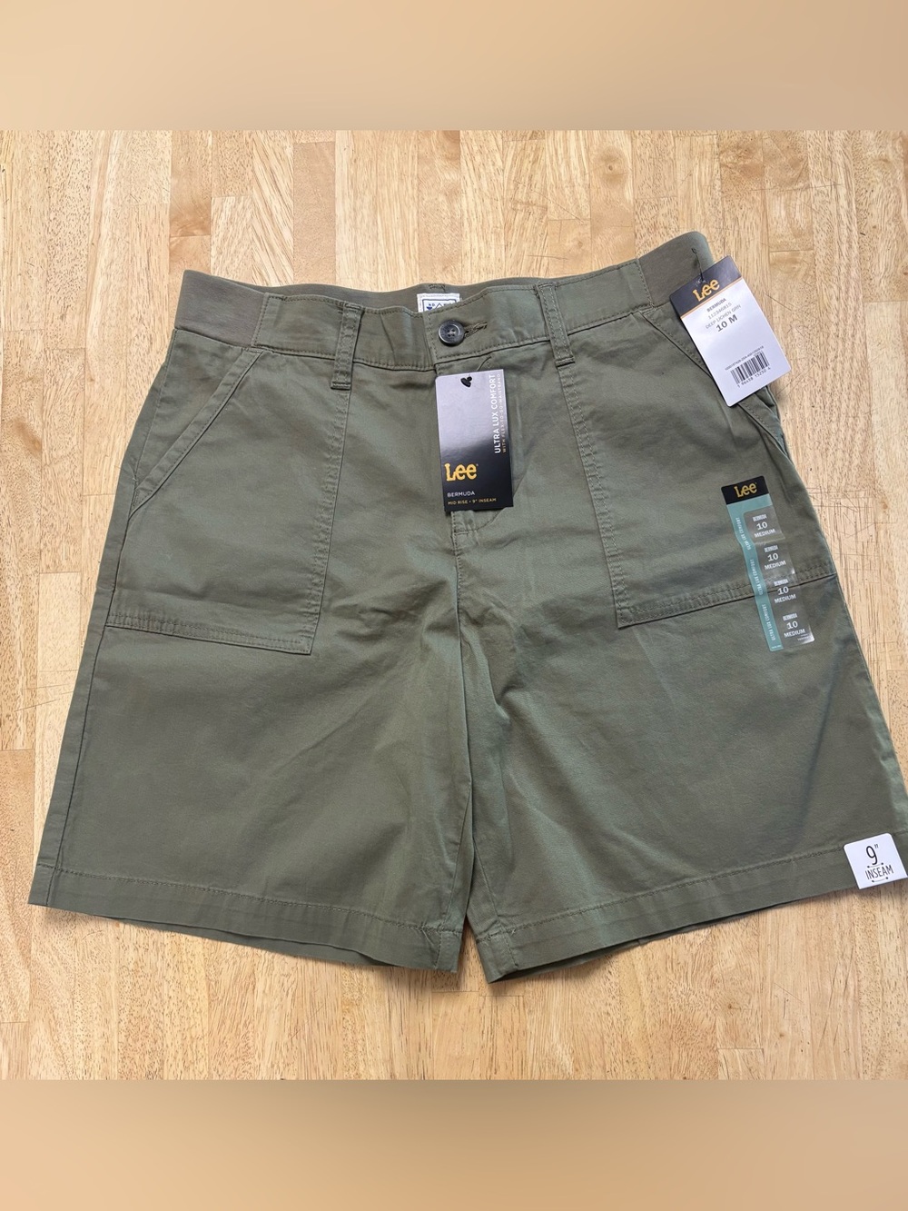 NWT Lee Women's High Waist Bermuda Utility Shorts in Olive and Navy - Picture 7 of 11